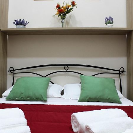 Bed and Breakfast Essenza Di Napoli Экстерьер фото