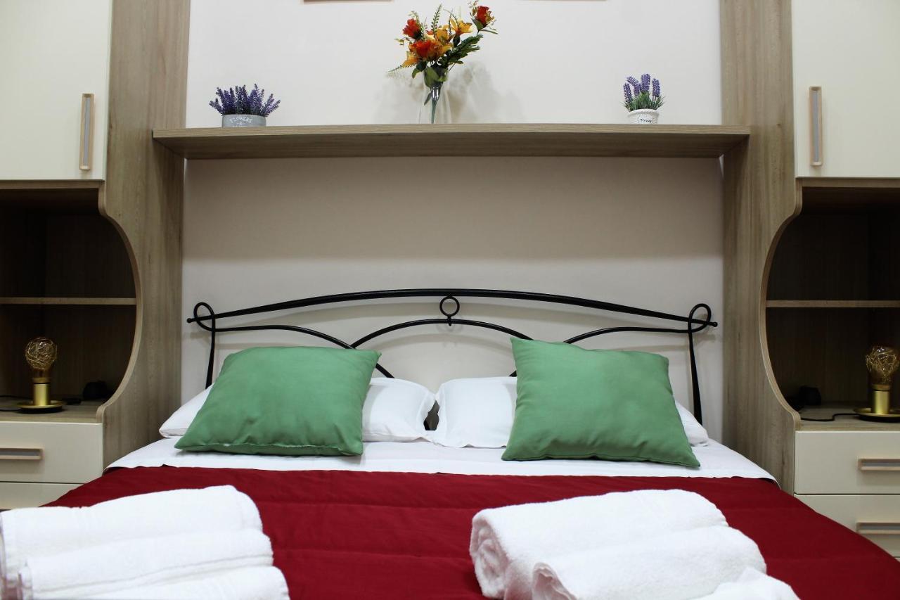 Bed and Breakfast Essenza Di Napoli Экстерьер фото