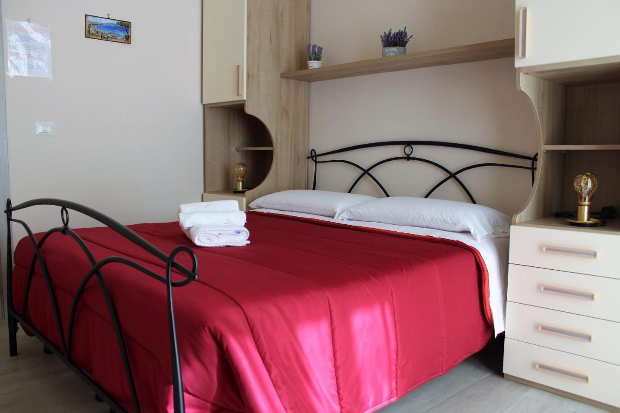 Bed and Breakfast Essenza Di Napoli Экстерьер фото